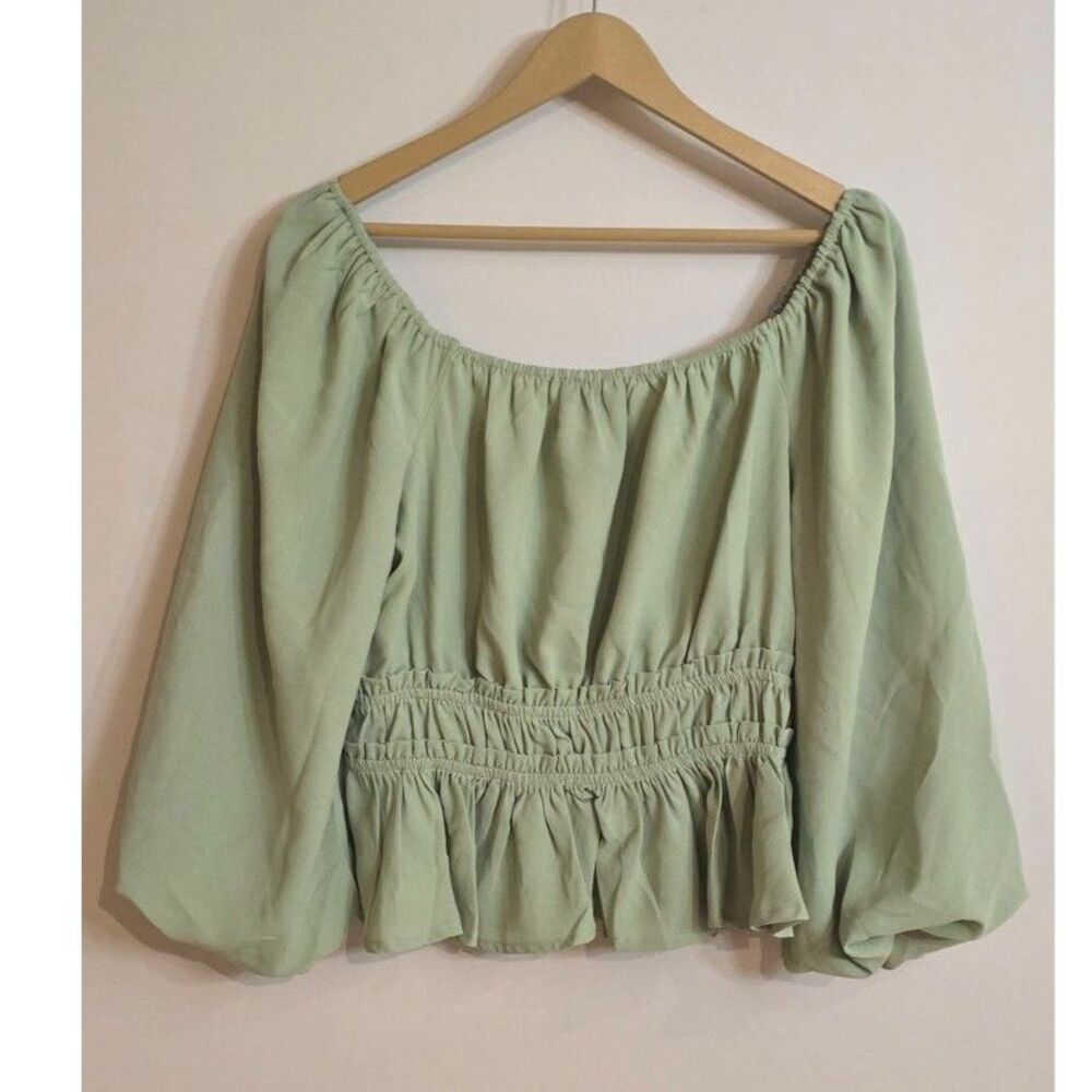 GiGiO USA Sage Green Peplum Blouse – Size Medium